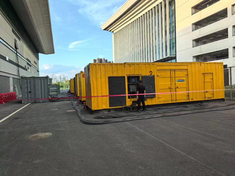 郏县柴油发电机冬季保养注意事项？