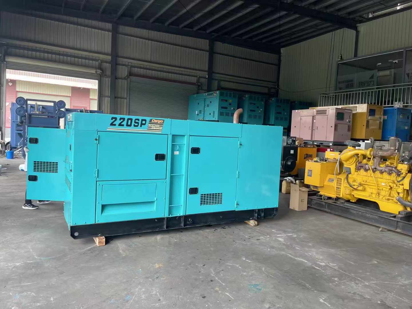 郏县800kW 柴油发电机的输出电流波动范围是多少？
